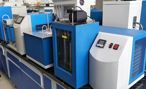 Визит клиента из Канады в наш отдел производства инструментов 